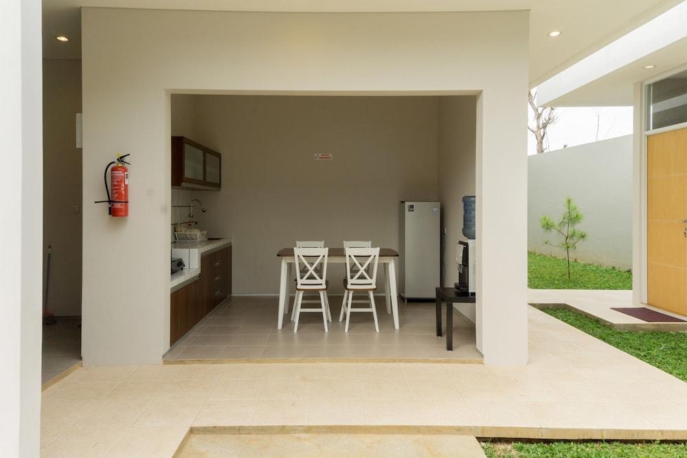 Oyo 367 Ridha Residence Bandung Extérieur photo